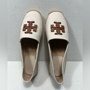 Tory Burch Everly Espadrilles In Cream And Brown Size: 6